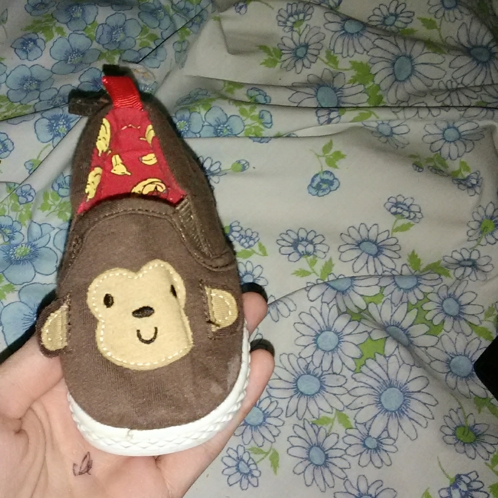 Baby shoe's